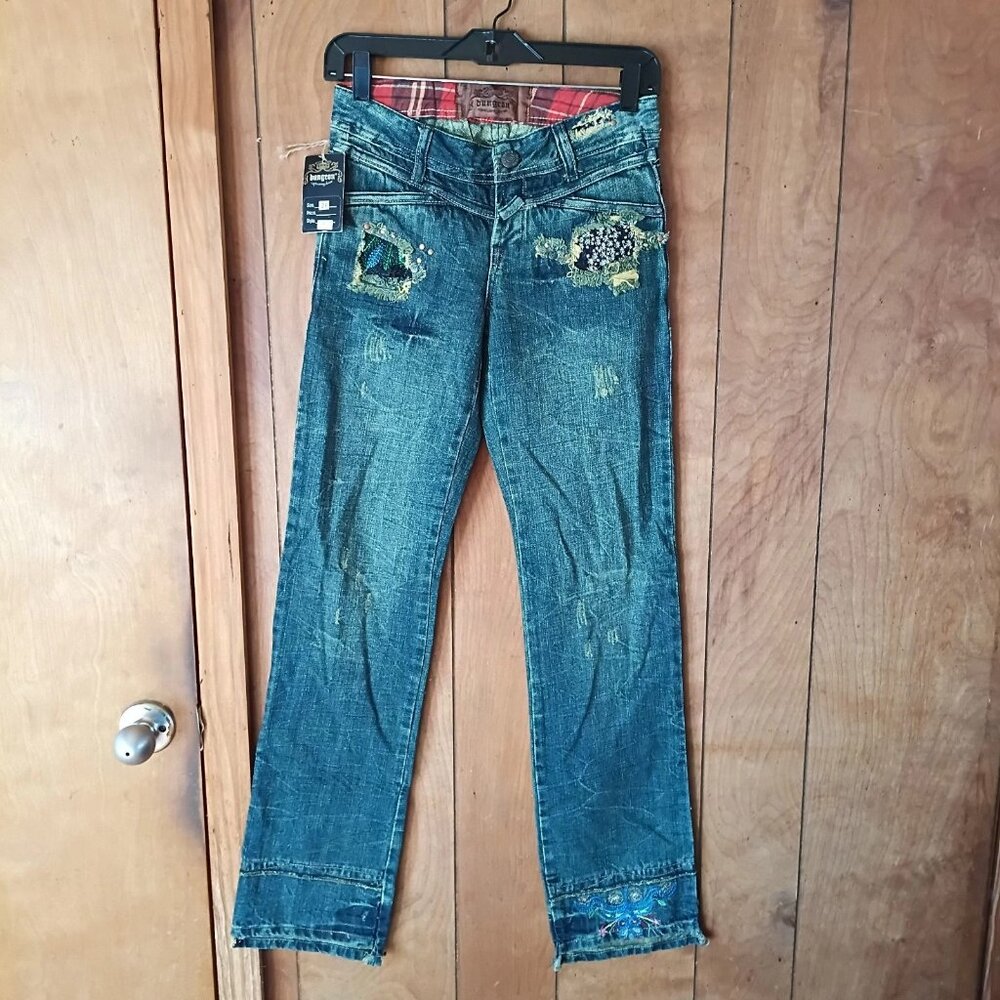 Y2K Vintage Dungeon Captivating Denim Jeans Size 28 Embellished Pockets
